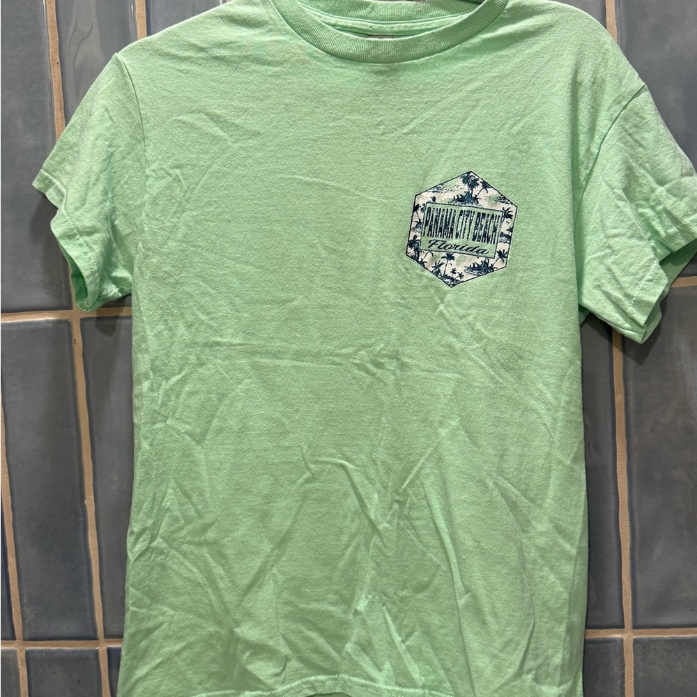 Gildan Mint Green Short-Sleeve Tee with Hex Pocket Graphic